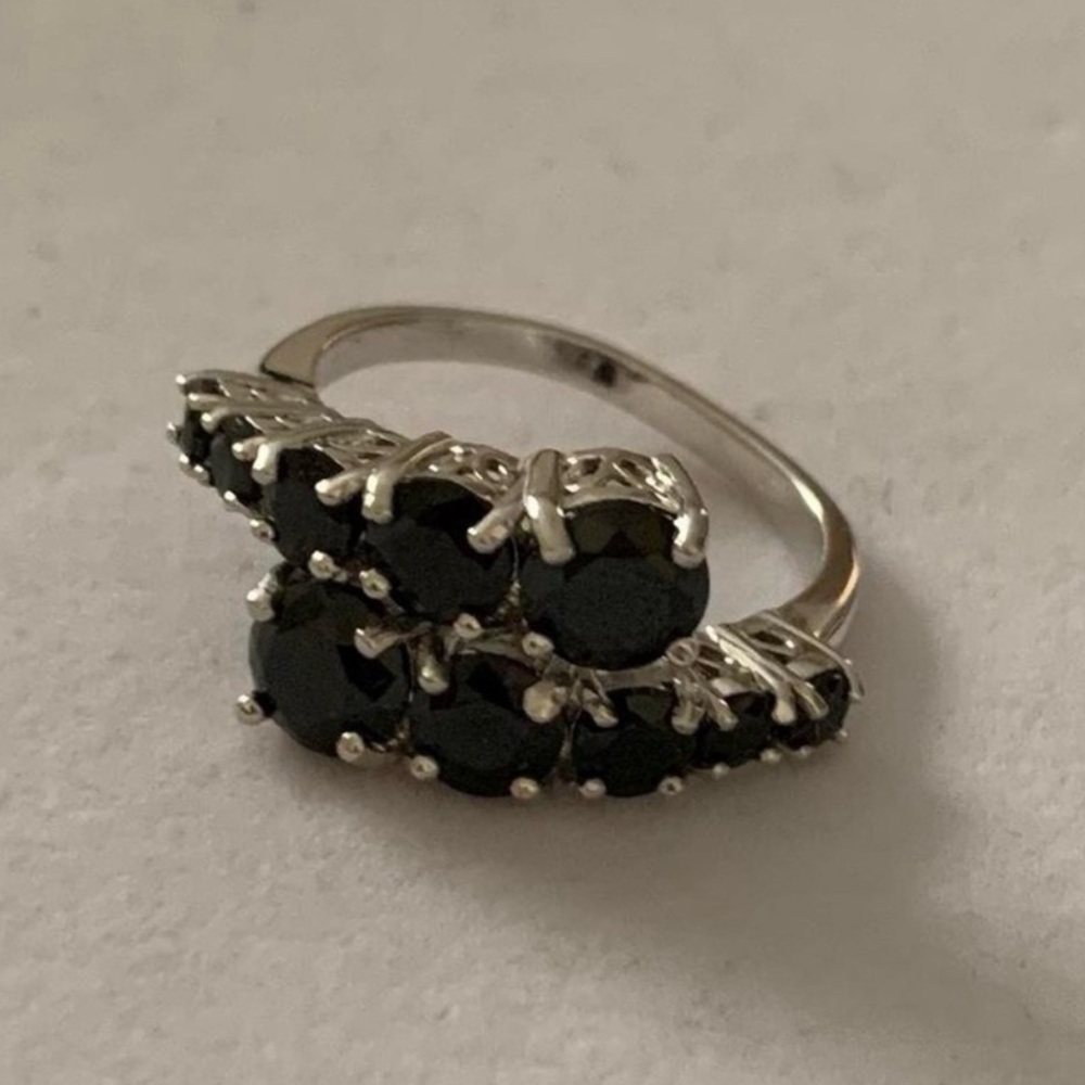 FAS THAI 925 Sterling Silver Black Gems Asymmetrical Wrap Ring Size 7.5